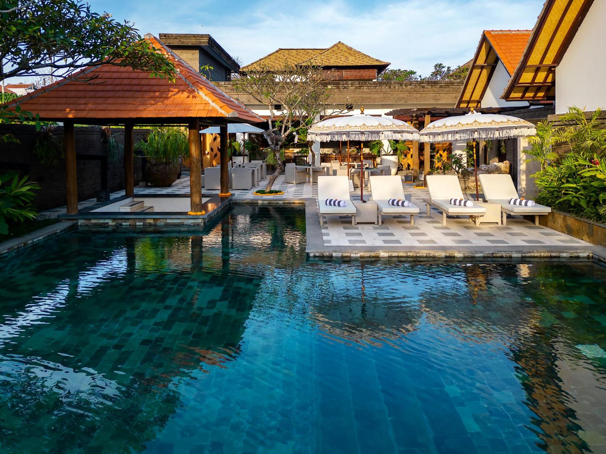 Adepa Resort Kerobokan  Exterior photo